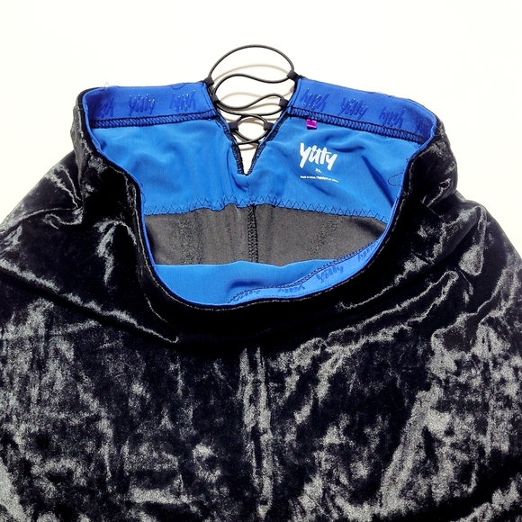 Yitty Black Velvet Hi-Rise Shape & Firm from Lizzo Women's Leggings (XL) - Picture 7 of 9